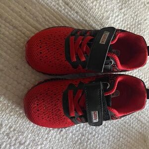 Red Toddler shoes Kubua